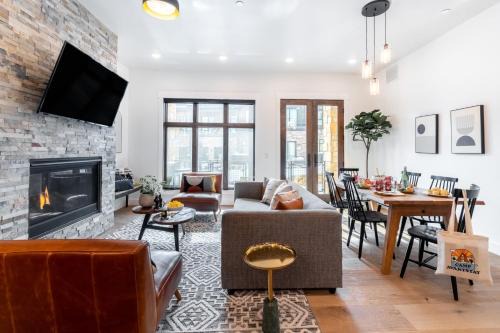 Park City Apartment | Kokopelli by AvantStay Close to the Ski Slopes in this Majestic Home in Park City