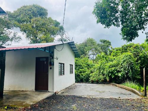 Padang Besar House | Kolam Cottage