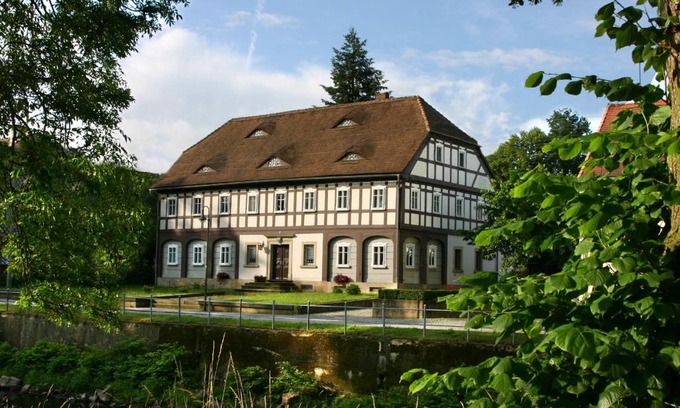 Grossschoenau Apartment | Komfort-Ferienwohnung "Zur Schmiedebrücke"