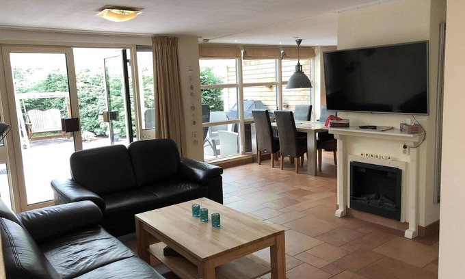 Sint Maartensvlotbrug House | Komfortabel und Modern Eingerichtetes Ferienhaus, 4 Personen, Wlan