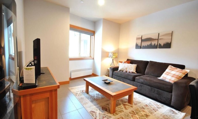 Sun Peaks Condo | Kookaburra Lodge 207: Centrally Located, Stylish, 1BDRM Condo