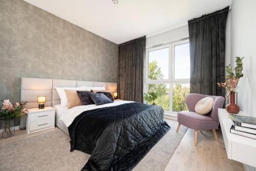 Srodmiescie Apartment | Kopcińskiego Residence - Apartamenty z Parkingiem i Dwoma Łazienkami