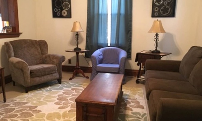 Hermann House | Kork Haus - Whole house rental in Downtown Hermann