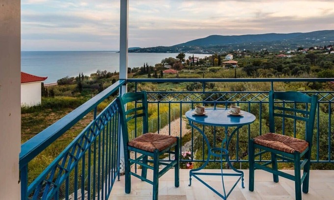 Koroni Apartment | Koroni Seaview Retreat - Summer Romantic Escape