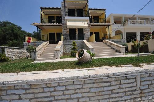 Koronisia Apartment | Koronisia Apartments