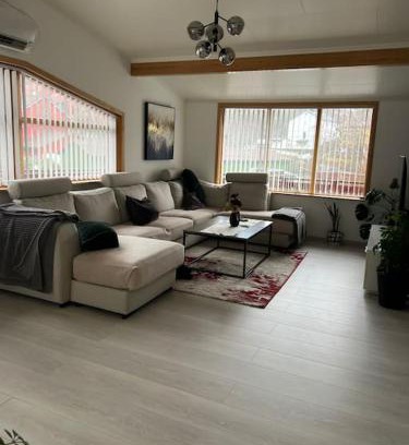 Fyllingsdalen Apartment | Koselig og stor leilighet, Fyllingsdalen