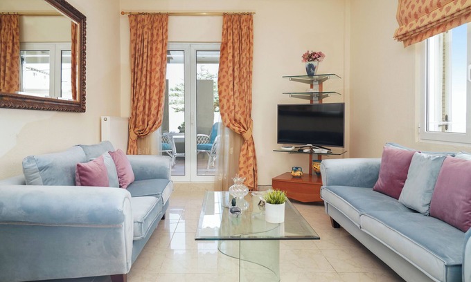 Kato Stalos Apartment | Kostoula's House Beachfront by 8essentially