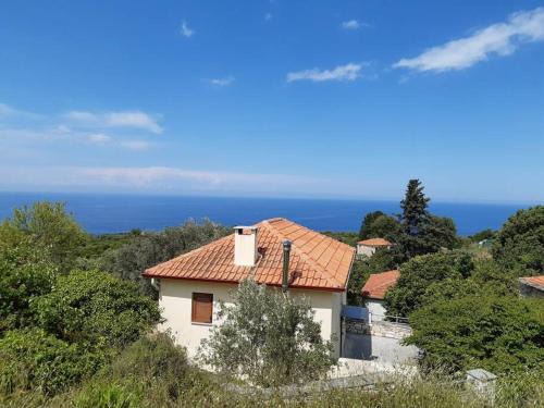 Kato Vrontou Villa | Kouros Villa!