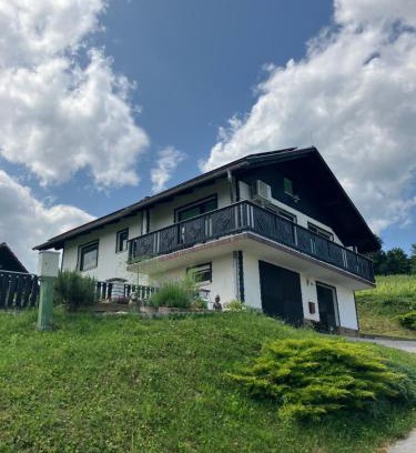 Bostanj House | Kozjanski odklop