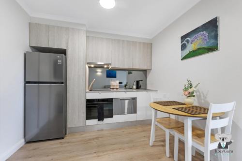 Surry Hills Apartment | KozyGuru | Surry Hills | Prime Location & Parking