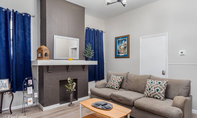 Highland Historic District House | Krewe of Hot Dog