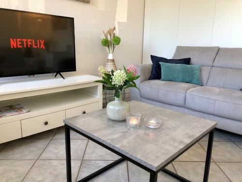 Grundhof Apartment | Krischan - ruhige FeWo mit Garten, nur 5 km zum Strand
