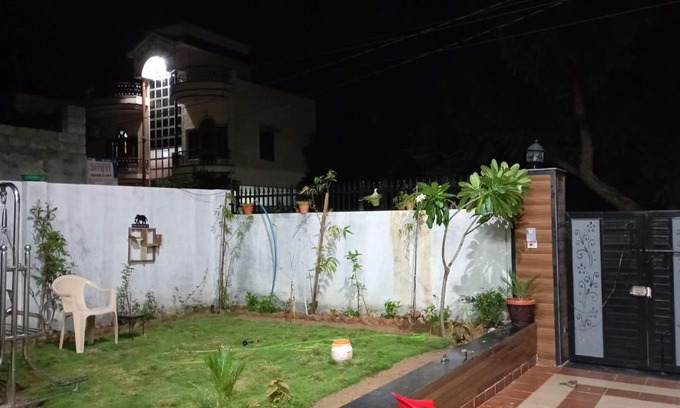 Lachhmangarh House | Krishna Kunj