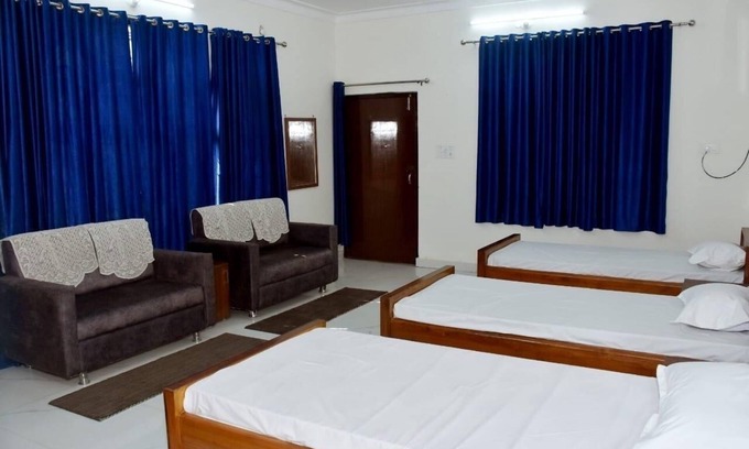 Gwalior House | Krishnam Guest House
