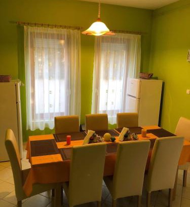 Sarvar Apartment | Kristály Apartmanház