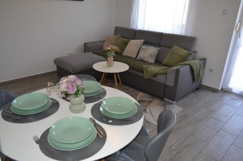 Balatonbereny Apartment | Krisztina Apartman Balatonberény