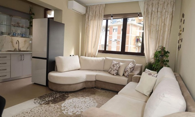 Shkoder Apartment | Kron's Apartment by PikHost