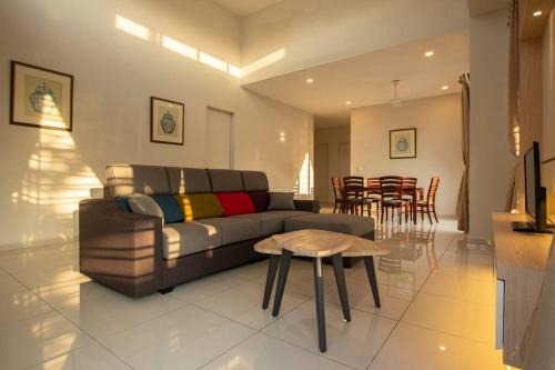 Krubong House | Krubong Bungalow Homestay [WiFi equipped]