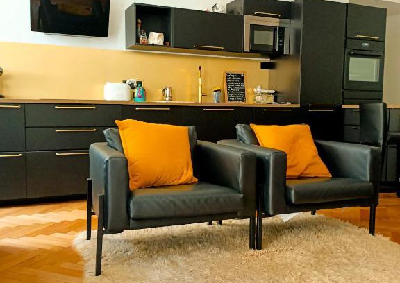 Gorizia Apartment | Kunst fünf