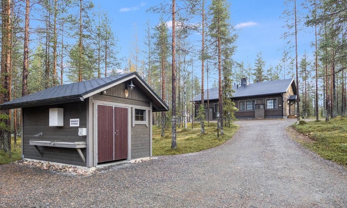 Akaslompolo House | Kurunkynsi I by Interhome