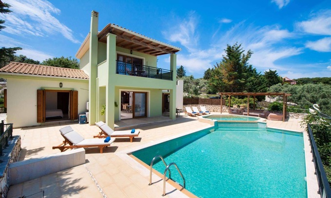 Meganisi Villa | Kyknos - Three Bedroom Villa, Sleeps 6