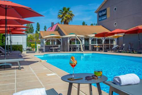Gemenos Hotel | KYRIAD MARSEILLE EST - Aubagne Gémenos