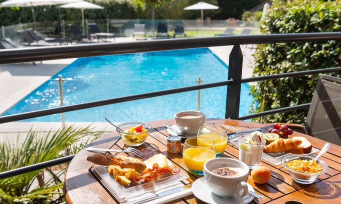 Lunel Hotel | Kyriad Montpellier Est - Lunel