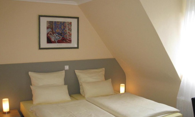 Berenbostel Hotel | Löns Hotel Garni