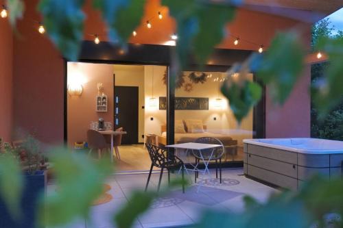 Saint-Etienne-les-Remiremont Apartment | L'écolodgia suite & spa