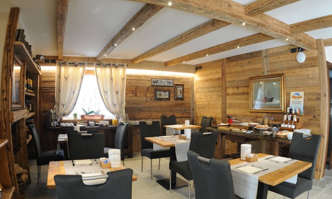 Courmayeur Bed & Breakfast | L'Abri Des Amis