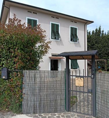 Lucca House | L'Acero Rosso