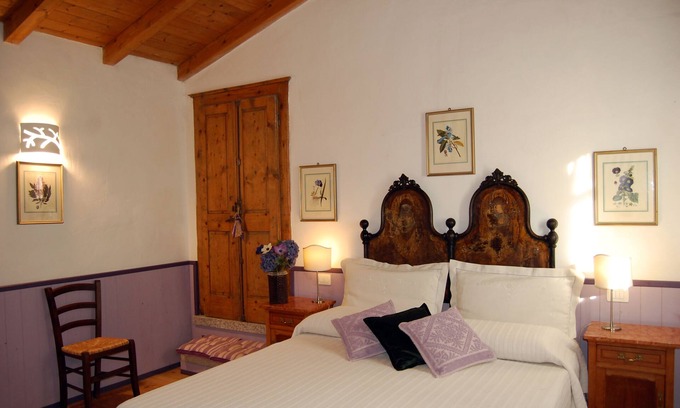 Loiri Porto San Paolo Apartment | L'AGLIENTU - LILLA ROOM