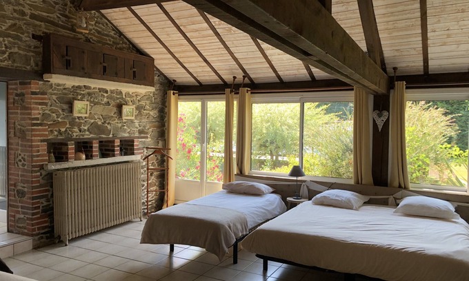 Saint-Fulgent Bed & Breakfast | L'arbre D'alaïs