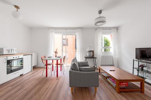 Toulouse East Apartment | L'Armagnac T2 proche gare avec parking gratuit