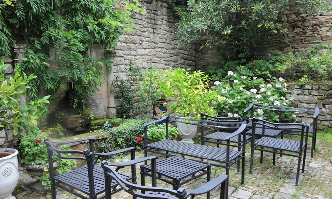 La Roche-Bernard Hotel | L'Auberge Bretonne