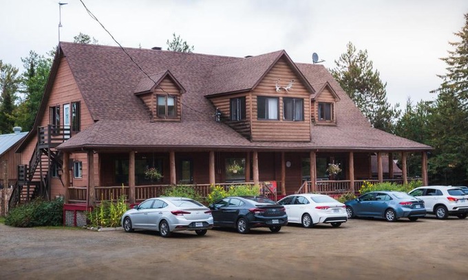 Mauricie Hotel | L'Auberge Refuge du Trappeur