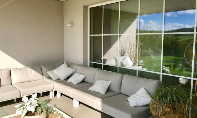 Heinstert House | L'Auf der Tomm