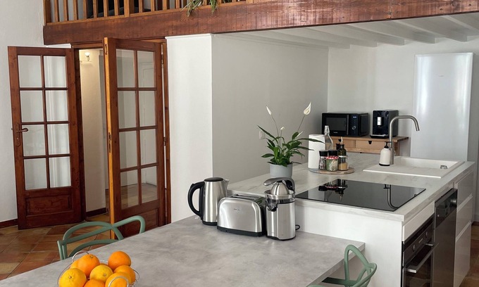 Aix-en-Provence Historic Centre Apartment | L'Authentique - A Journey to Provence