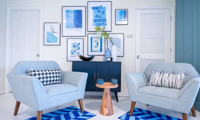 Lawrence Apartment | [L] Blue Hues KU/Mass Loft