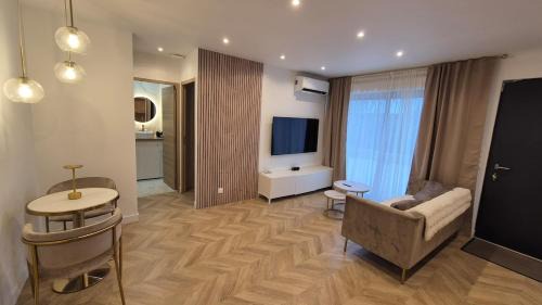 Bretigny-sur-Orge Villa | L 'Écrin Cosy with Private Terrace