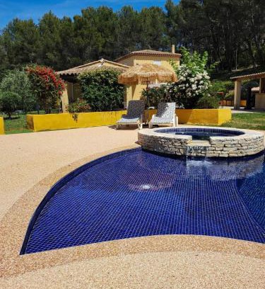 Auriol House | L'Eden sous l'olivier