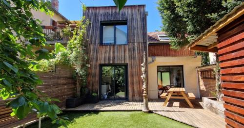 Saint Joseph/Mittelharth House | "L'Evasion" Maison avec jardin, Climatisation, Parkings privés, à 5mn à pied du centre Ville