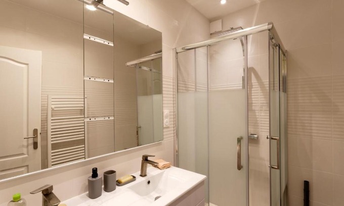 Saint-Marc Apartment | L'Hibiscus Rouge