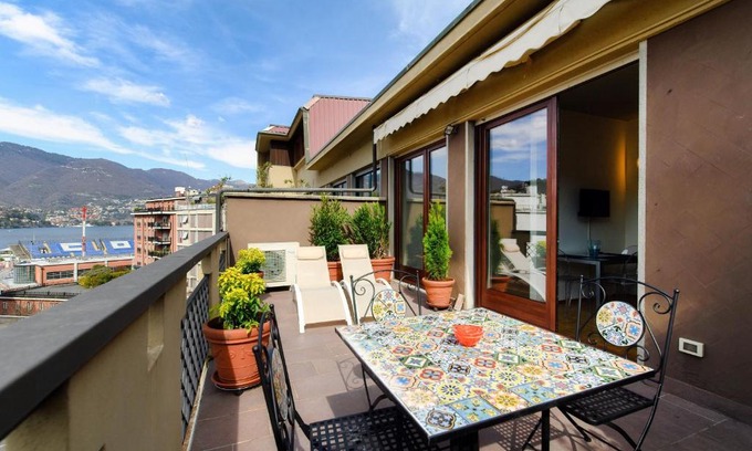 Como Apartment | L'Oasi di Artù