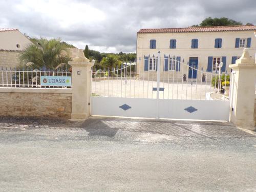 Port-d'Envaux Bed & Breakfast | L'Oasis