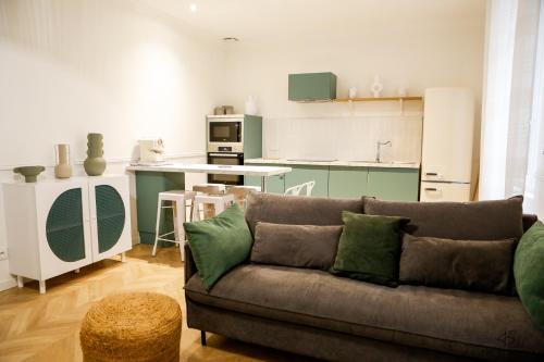 Clemenceau Apartment | L'Olivier de Beau Pré - App 1-2 - Centre ville
