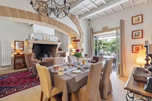 Valros Bed & Breakfast | L'ORANGERIE Chambres d'hotes de charme