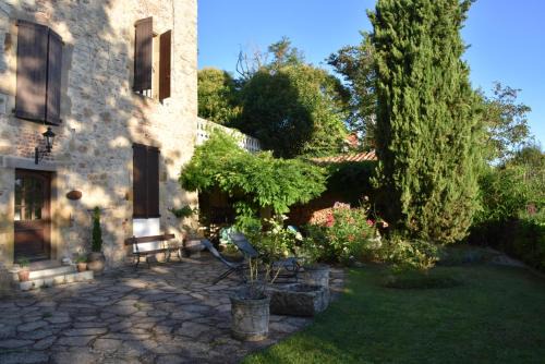 Cordes-sur-Ciel Bed & Breakfast | L'oree de la gresigne