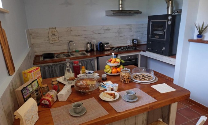 Sutri Bed & Breakfast | L'Orto sul Poggio
