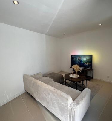 Marsillargues Apartment | L'Oustaou d'Oc